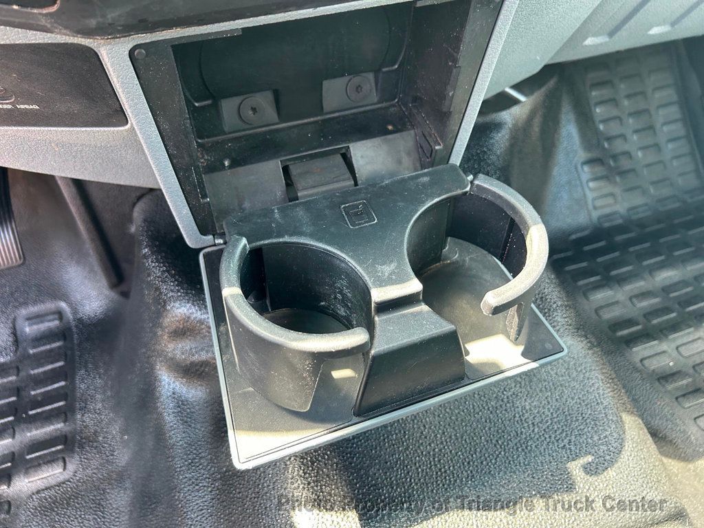 2016 Ford F250HD UTILITY BODY JUS 71k MILES! ONE OWNER! ++HITCH RECEIVER! FINANCE OR LEASE! 100 PICTURES! - 22864582 - 78