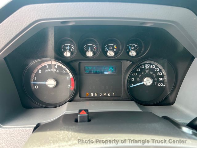 2016 Ford F250HD UTILITY JUST 64k MILES! ++SUPER CLEAN UNIT! HITCH RECEIVER!  FORD SYNC - 22858781 - 23