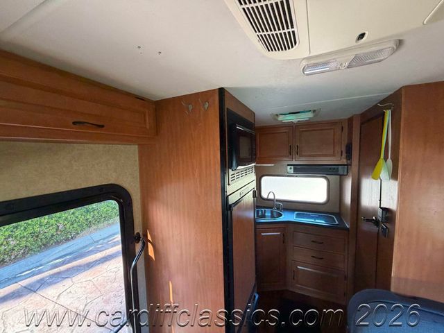 2016 Ford F350 SD Cutaway  - 23003395 - 53