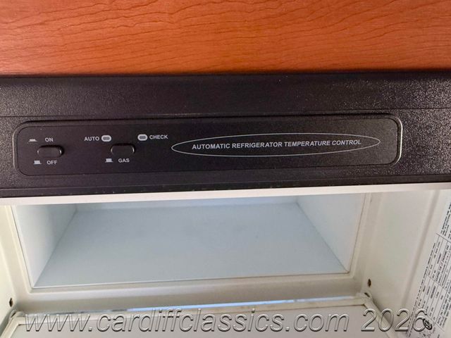 2016 Ford F350 SD Cutaway  - 23003395 - 64