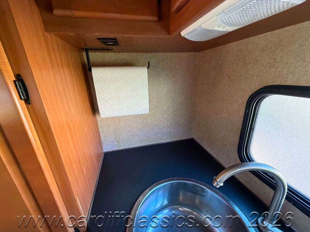 2016 Ford F350 SD Cutaway  - 23003395 - 73