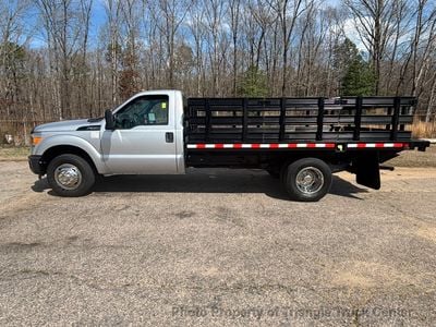 2016 Ford F350HD 12+ FOOT JUST 17k MILES! LIFT GATE