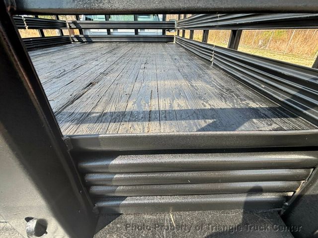2016 Ford F350HD 12+ FOOT JUST 17k MILES! LIFT GATE  - 22989182 - 10