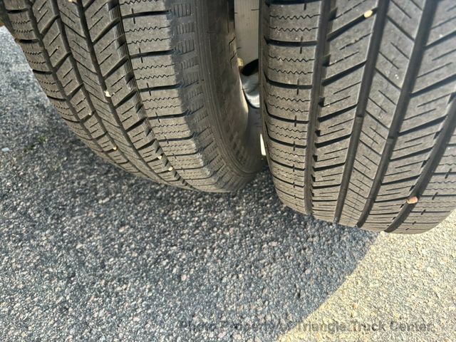 2016 Ford F350HD 12+ FOOT JUST 17k MILES! LIFT GATE  - 22989182 - 49