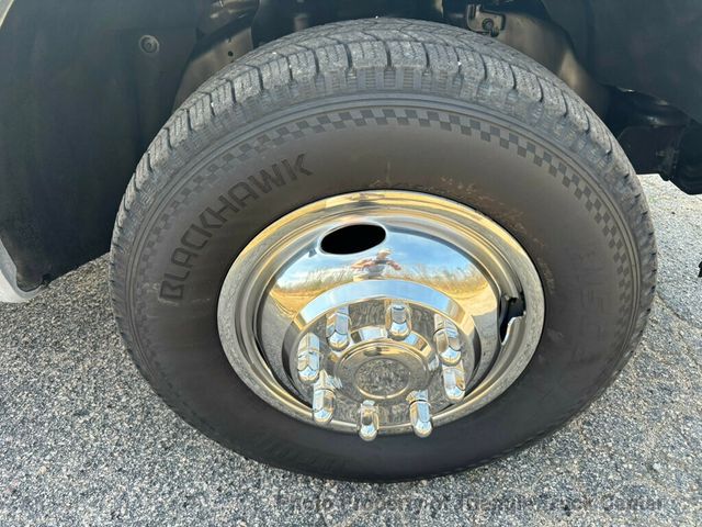 2016 Ford F350HD 12+ FOOT JUST 17k MILES! LIFT GATE  - 22989182 - 52