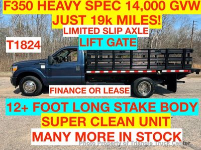 2016 Ford F350HD 12+ FT STAKE LIFT GATE JUST 19k MILES!