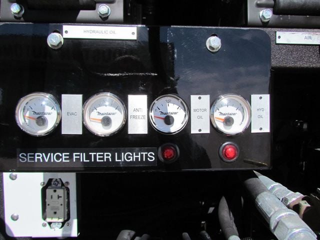 2016 Ford F550 Mechanics Lube Service Truck 4x4 - 22358968 - 17