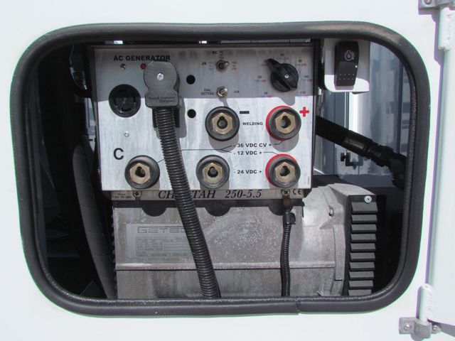 2016 Ford F550 Mechanics Lube Service Truck 4x4 - 22358968 - 21