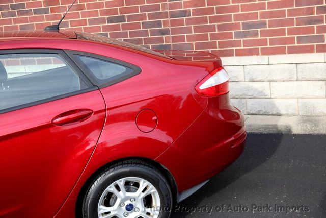 2016 Ford Fiesta 4dr Sedan SE - 22994109 - 5