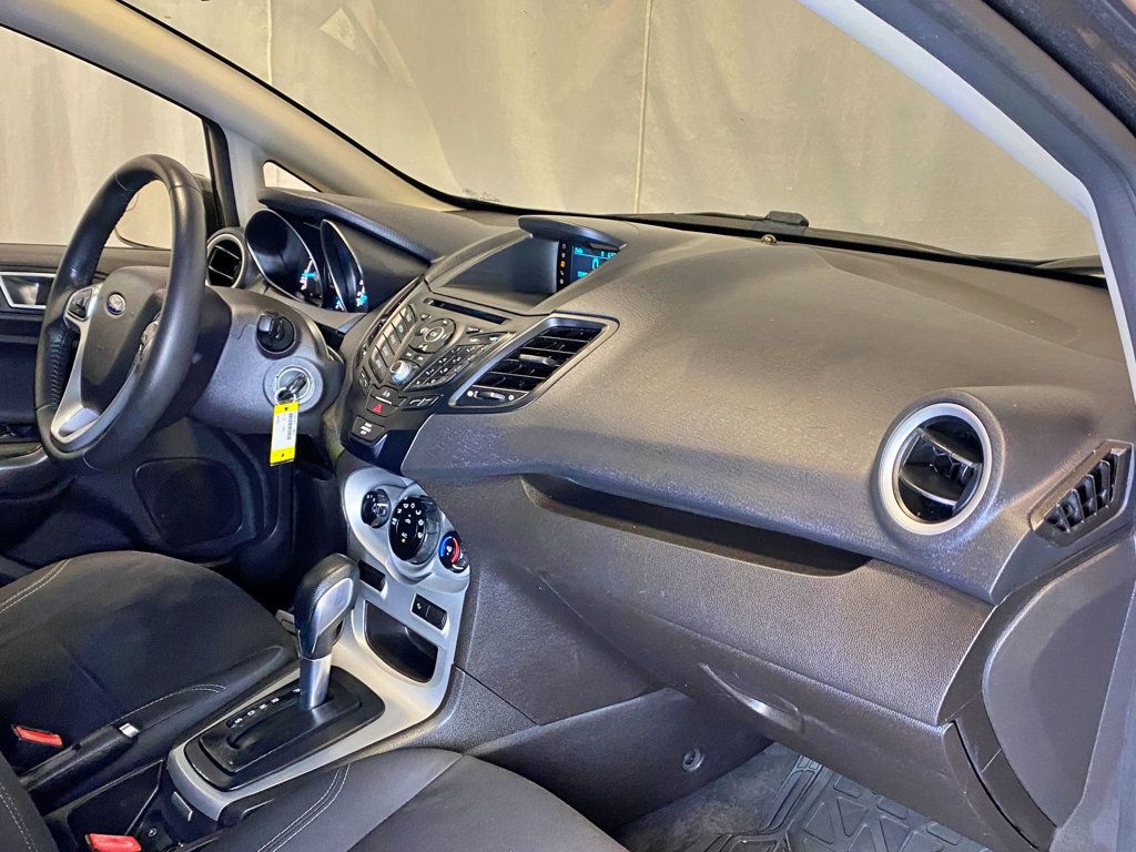 2016 Ford Fiesta 5dr Hatchback SE - 23001299 - 36