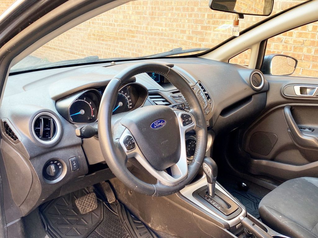 2016 Ford Fiesta 5dr Hatchback SE - 23001299 - 5