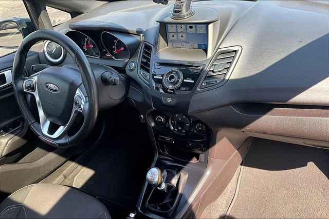 2016 Ford Fiesta 5dr Hatchback ST - 22994360 - 28