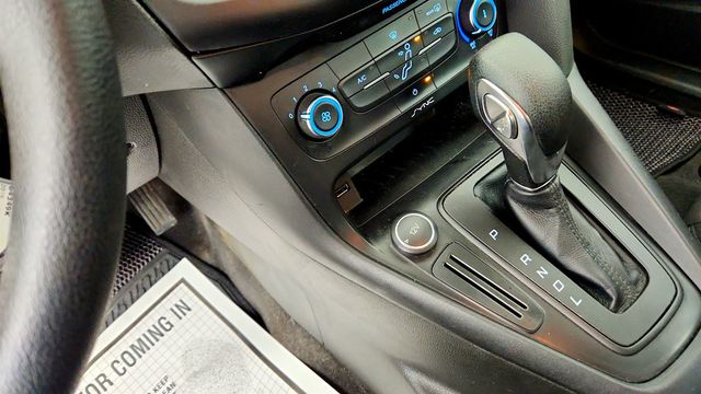 2016 Ford Focus 4dr Sedan S - 23047029 - 15