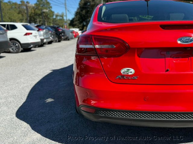2016 Ford Focus 4dr Sedan SE - 22937786 - 10
