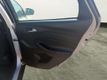 2016 Ford Focus 4dr Sedan SE - 22983765 - 19