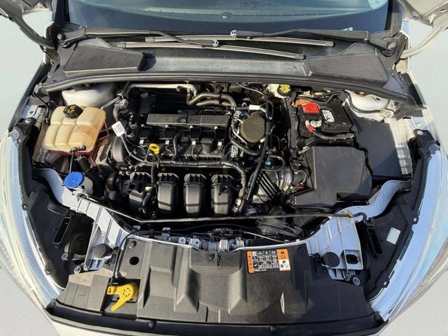 2016 Ford Focus 4dr Sedan SE - 22983765 - 24