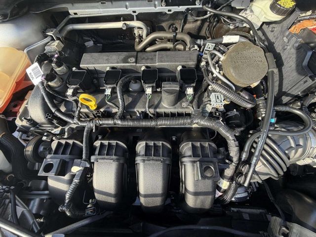 2016 Ford Focus 4dr Sedan SE - 22983765 - 25