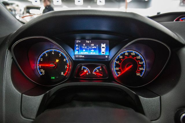 2016 Ford Focus 5dr Hatchback RS - 22978277 - 4