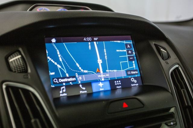 2016 Ford Focus 5dr Hatchback RS - 22978277 - 51