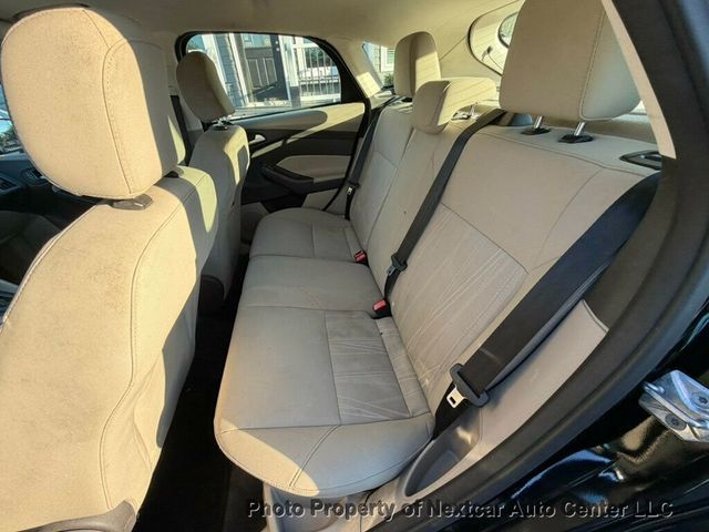 2016 Ford Focus 5dr Hatchback SE - 23001428 - 13