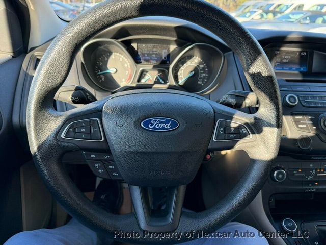 2016 Ford Focus 5dr Hatchback SE - 23001428 - 15