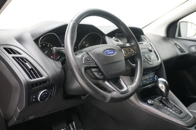 2016 Ford Focus 5dr Hatchback SE - 23037901 - 7