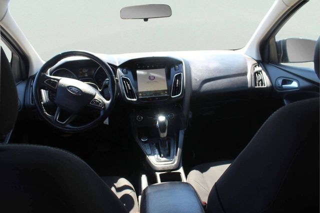 2016 Ford Focus 5dr Hatchback SE - 23010674 - 6