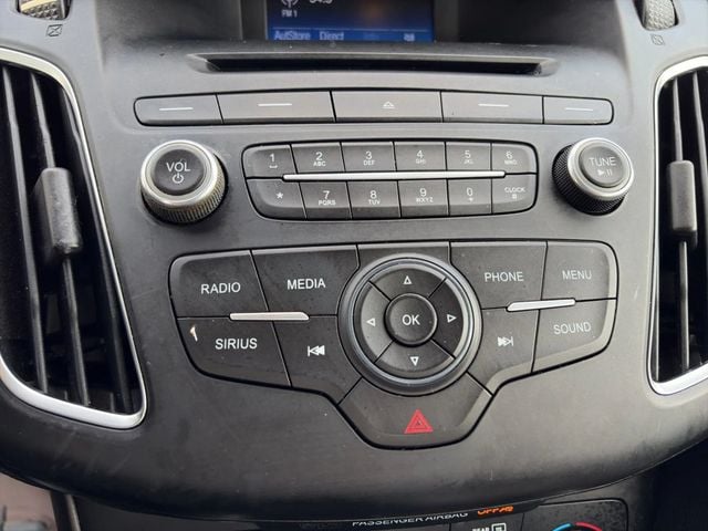 2016 Ford Focus 5dr Hatchback SE - 23054713 - 13