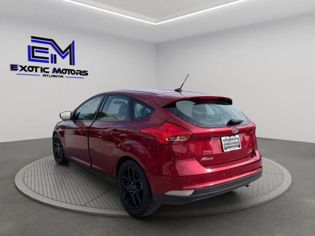 2016 Ford Focus 5dr Hatchback SE - 23054713 - 2