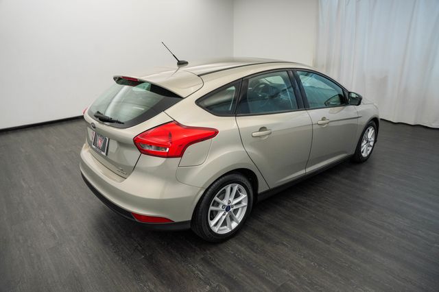 2016 Ford Focus 5dr Hatchback SE - 23059092 - 9