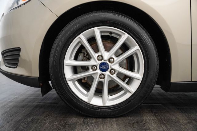 2016 Ford Focus 5dr Hatchback SE - 23059092 - 43