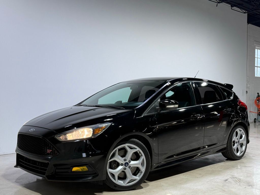 2016 Ford Focus 5dr Hatchback ST - 23004352 | Video 1