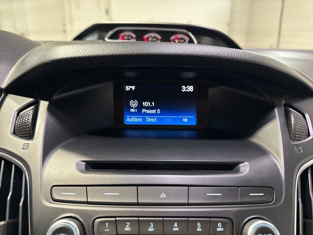 2016 Ford Focus 5dr Hatchback ST - 23004352 - 21