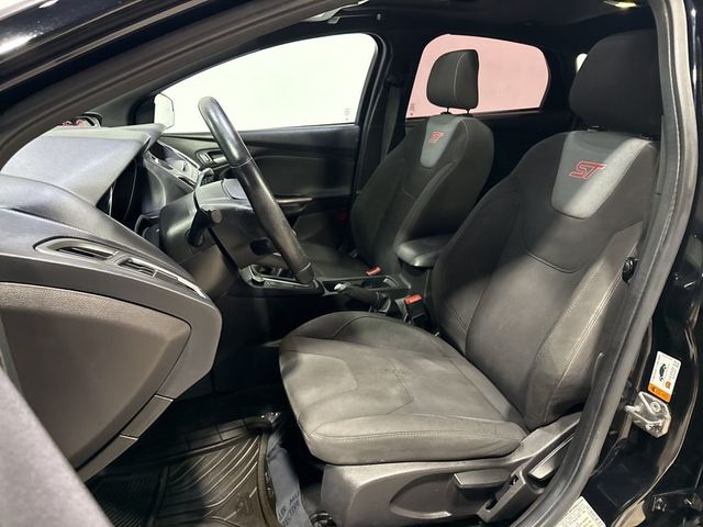 2016 Ford Focus 5dr Hatchback ST - 23004352 - 27