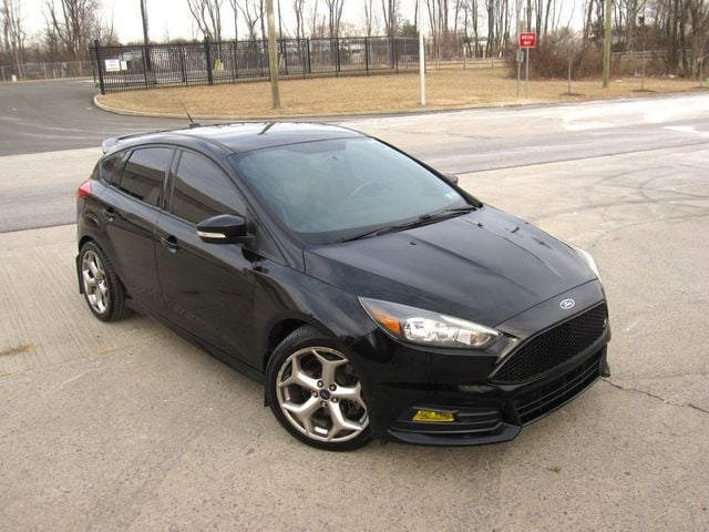 2016 Ford Focus 5dr Hatchback ST - 22780885 - 1