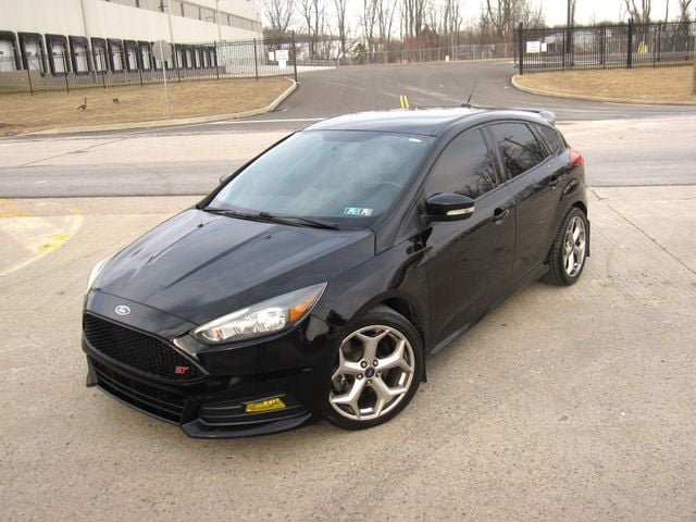 2016 Ford Focus 5dr Hatchback ST - 22780885 - 3