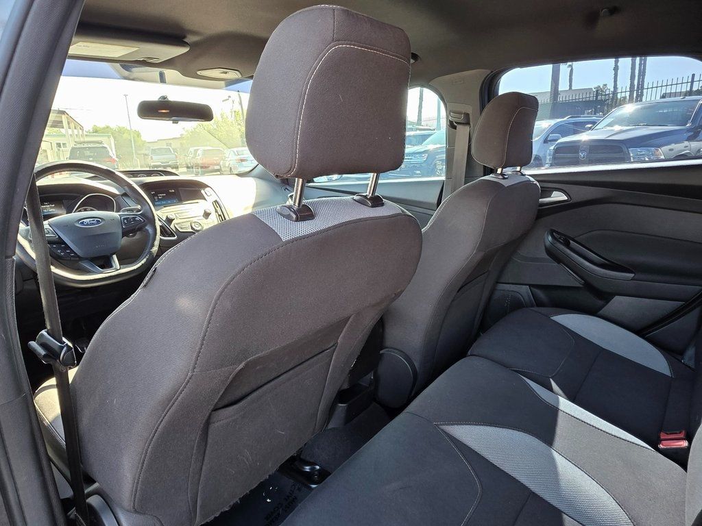 2016 Ford Focus 5dr Hatchback ST - 22940360 - 18