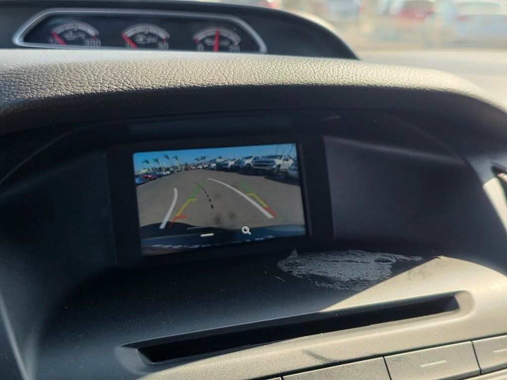 2016 Ford Focus 5dr Hatchback ST - 22940360 - 29