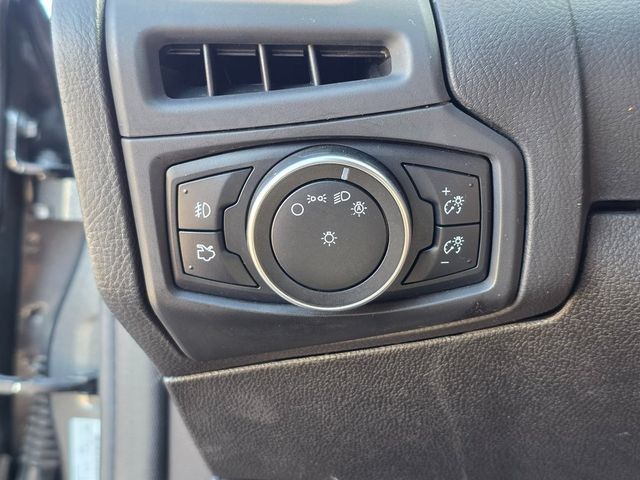 2016 Ford Focus 5dr Hatchback ST - 22940360 - 40