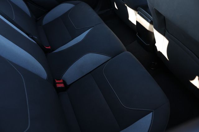 2016 Ford Focus 5dr Hatchback ST - 22976789 - 14