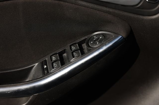 2016 Ford Focus 5dr Hatchback ST - 22976789 - 46