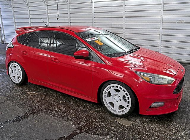 2016 Ford Focus 5dr Hatchback ST - 23063963 - 3