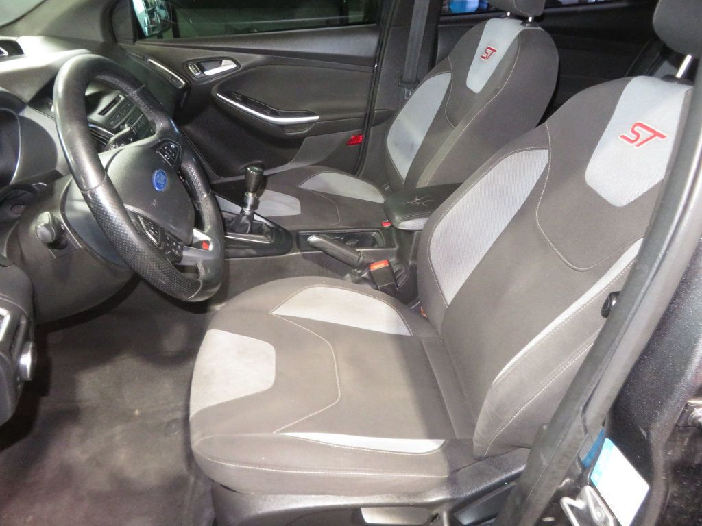 2016 Ford Focus FORD FOCUS ST AZ CAR  6SPEED MANUAL TRANSMISSION AZ CAR   - 23062679 - 19