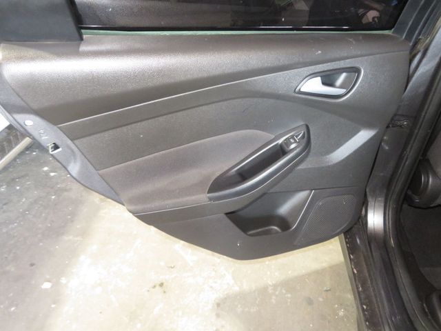 2016 Ford Focus FORD FOCUS ST AZ CAR  6SPEED MANUAL TRANSMISSION AZ CAR   - 23062679 - 20