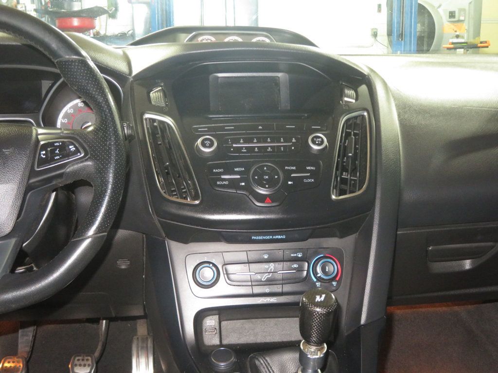 2016 Ford Focus FORD FOCUS ST AZ CAR  6SPEED MANUAL TRANSMISSION AZ CAR   - 23062679 - 36