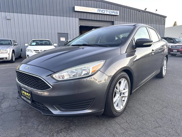 2016 Ford Focus SE 4dr Sedan - 23064567 - 1