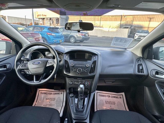 2016 Ford Focus SE 4dr Sedan - 23064567 - 20