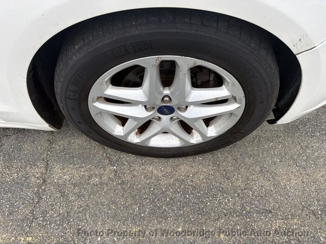 2016 Ford Fusion 4dr Sedan SE FWD - 23057939 - 10