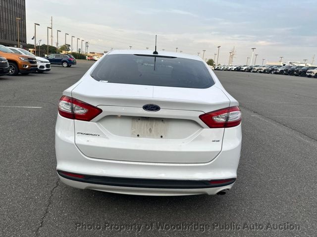 2016 Ford Fusion 4dr Sedan SE FWD - 23075581 - 13