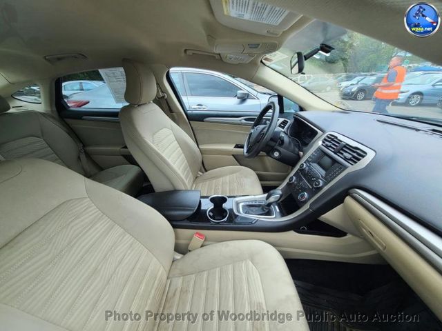 2016 Ford Fusion 4dr Sedan SE FWD - 23075581 - 6
